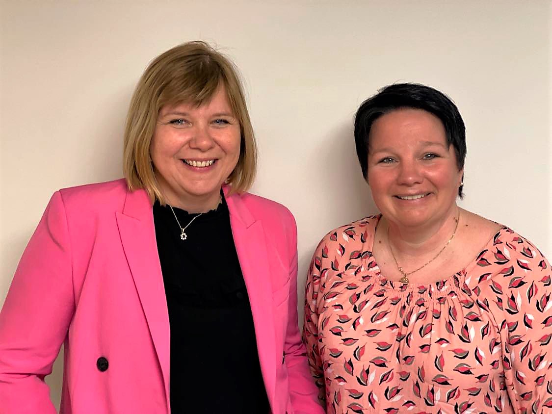 bilde av Linda og Aina